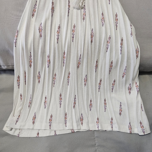 Women's Summer Top Size Small - Picture 4 of 5